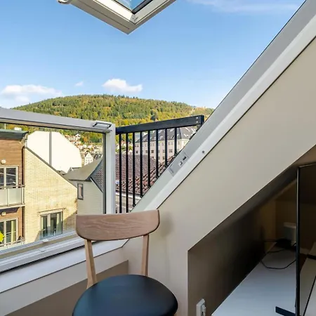 Modern Top-floor Near Bryggen Bergen